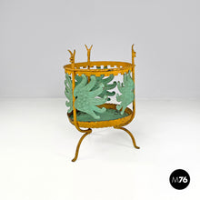 画像をギャラリービューアに読み込む, Green and yellow wrought iron vase holder with decorations, 1900s