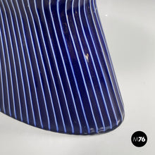 画像をギャラリービューアに読み込む, Bidet in white ceramic with blue enamel, 1970s