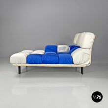 画像をギャラリービューアに読み込む, Padded chaise longue with blue and white cubes by Arflex, 1990s