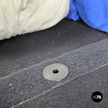 画像をギャラリービューアに読み込む, Padded chaise longue with blue and white cubes by Arflex, 1990s