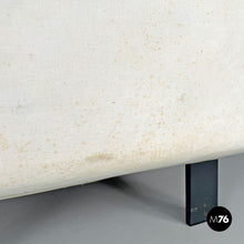 画像をギャラリービューアに読み込む, Padded chaise longue with blue and white cubes by Arflex, 1990s