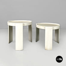 Load image into Gallery viewer, Stackable red and white wood coffee table 780/783 by Gianfranco Frattini for Cassina, 1970s