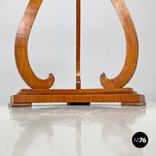 画像をギャラリービューアに読み込む, Wooden round pedestals in Biedermeier style, early 1800s