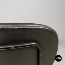 将图片加载到图库查看器,Black faux leather and metal chair, 1960s