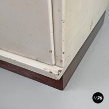 画像をギャラリービューアに読み込む, White wooden bedside table with shaped top, 1980s