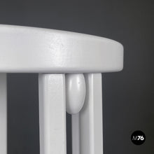 画像をギャラリービューアに読み込む, White wooden pedestal by Thonet, 1990s