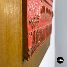 画像をギャラリービューアに読み込む, Red ceramic and golden wood sculpture painting by Carlos Carlè, 1974