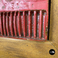 画像をギャラリービューアに読み込む, Red ceramic and golden wood sculpture painting by Carlos Carlè, 1974