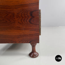 画像をギャラリービューアに読み込む, Wooden chest with decorated embossed copper band by Santambrogio and De Berti, 1960s