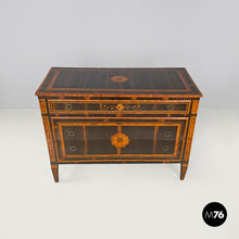 画像をギャラリービューアに読み込む, Wooden chest of drawers with inlay decorations, early 1800s