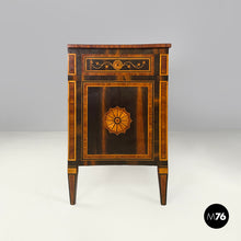 画像をギャラリービューアに読み込む, Wooden chest of drawers with inlay decorations, early 1800s