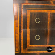 画像をギャラリービューアに読み込む, Wooden chest of drawers with inlay decorations, early 1800s