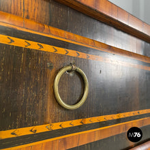 画像をギャラリービューアに読み込む, Wooden chest of drawers with inlay decorations, early 1800s
