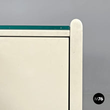 画像をギャラリービューアに読み込む, White wooden chest of drawers, 1980s