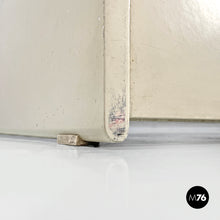 画像をギャラリービューアに読み込む, White wooden chest of drawers, 1980s