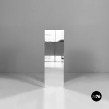Carica l'immagine nel visualizzatore di Gallery, Mirrored display pedestal, 1980s