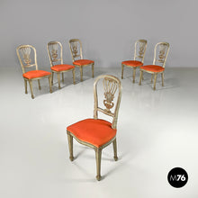 画像をギャラリービューアに読み込む, Green and gold wooden chairs with orange cushions, 1700s