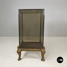 画像をギャラリービューアに読み込む, Wood and glass coffee tables or pedestals, 1970s