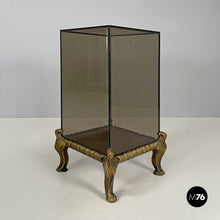 画像をギャラリービューアに読み込む, Wood and glass coffee tables or pedestals, 1970s