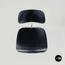 将图片加载到图库查看器,Chairs by Charles and Ray Eames for Vitra, 2000s