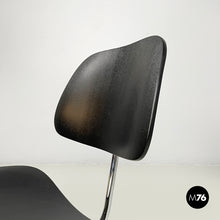 将图片加载到图库查看器,Chairs by Charles and Ray Eames for Vitra, 2000s