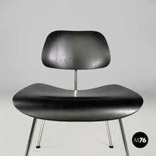 将图片加载到图库查看器,Chairs by Charles and Ray Eames for Vitra, 2000s