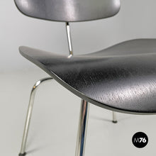 将图片加载到图库查看器,Chairs by Charles and Ray Eames for Vitra, 2000s
