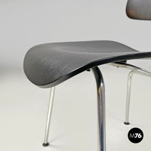 将图片加载到图库查看器,Chairs by Charles and Ray Eames for Vitra, 2000s