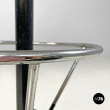 画像をギャラリービューアに読み込む, High stool in green faux leather and black metal, 1960s