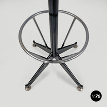 画像をギャラリービューアに読み込む, High stool in green faux leather and black metal, 1960s