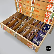 画像をギャラリービューアに読み込む, Wooden chest of drawers and colored threads by Cucirini Tre Stelle, 1960s