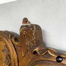 画像をギャラリービューアに読み込む, Rectangular wall mirror with spiral decorated frame, 1850s