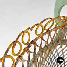 画像をギャラリービューアに読み込む, Yellow and green wrought iron vase holder with decorative dragons, 1900s