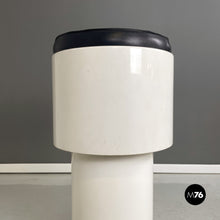 画像をギャラリービューアに読み込む, Space Age high bar stool, 1960s