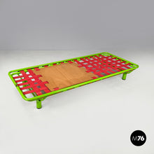 画像をギャラリービューアに読み込む, Green metal daybed and red straps, 1980s