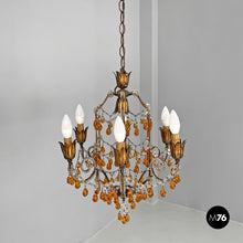 画像をギャラリービューアに読み込む, Amber glass drop chandelier in golden metal, 1930s