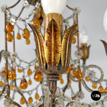 画像をギャラリービューアに読み込む, Amber glass drop chandelier in golden metal, 1930s
