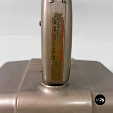 将图片加载到图库查看器,American industrial table lamp by Dazor floating fixtures, 1950s