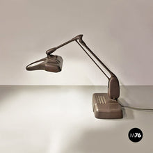 Carica l'immagine nel visualizzatore di Gallery, Table lamp by Dazor, 1960s