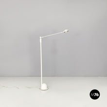 画像をギャラリービューアに読み込む, Directional white metal floor lamp, 1980s