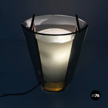 Carica l'immagine nel visualizzatore di Gallery, Table lamp by Max Ingrand for Fontana Arte, 1960s