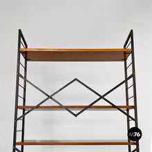 画像をギャラリービューアに読み込む, Self-supporting, black metal, wood and brass String bookcase, 1960s