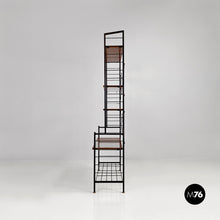 画像をギャラリービューアに読み込む, Self-supporting, black metal, wood and brass String bookcase, 1960s