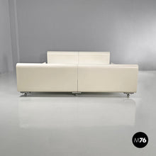 画像をギャラリービューアに読み込む, Double bed Aiace in white wood by Benatti, 1970s