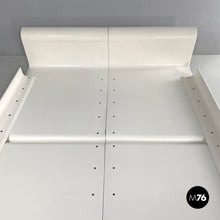 画像をギャラリービューアに読み込む, Double bed Aiace in white wood by Benatti, 1970s