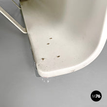 画像をギャラリービューアに読み込む, Double bed Aiace in white wood by Benatti, 1970s