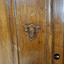 画像をギャラリービューアに読み込む, Wooden sideboard, 1900s