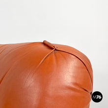 将图片加载到图库查看器,Brown leather armchairs with wooden and metal base, 1970s