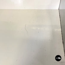画像をギャラリービューアに読み込む, White lacquered wood shelf by D.I.D., 1980s