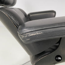 将图片加载到图库查看器,Black leather armchair and pouf 670 671 by Charles and Ray Eames for ICF, 1970s